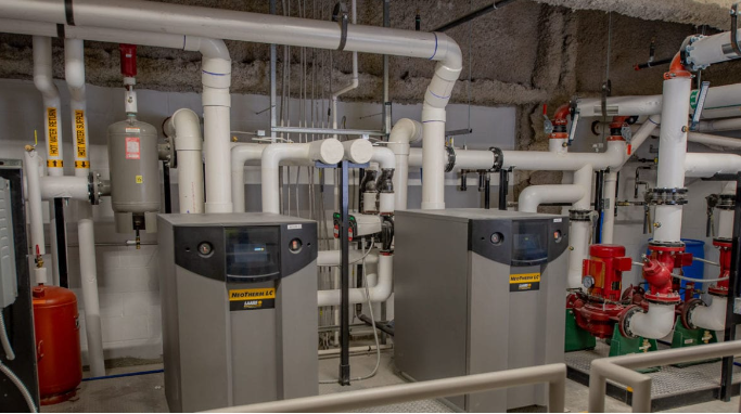 “The Emergence of Smart Commercial Boilers: Unleashing the Power of IoT and Connectivity in Heating Systems”