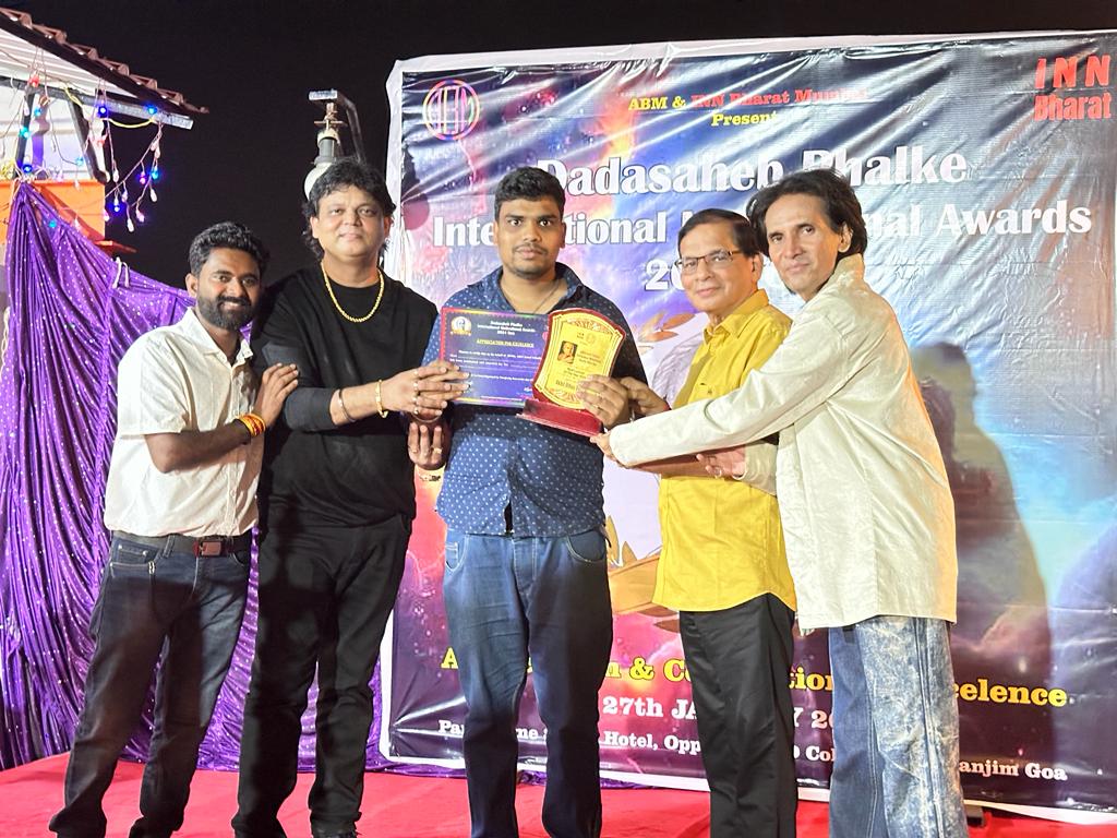 Most talented Lyricist Akhil Dessai beholded Dadasaheb Phalke International Motivational Award By ABM & INN BHARAT at Goa.