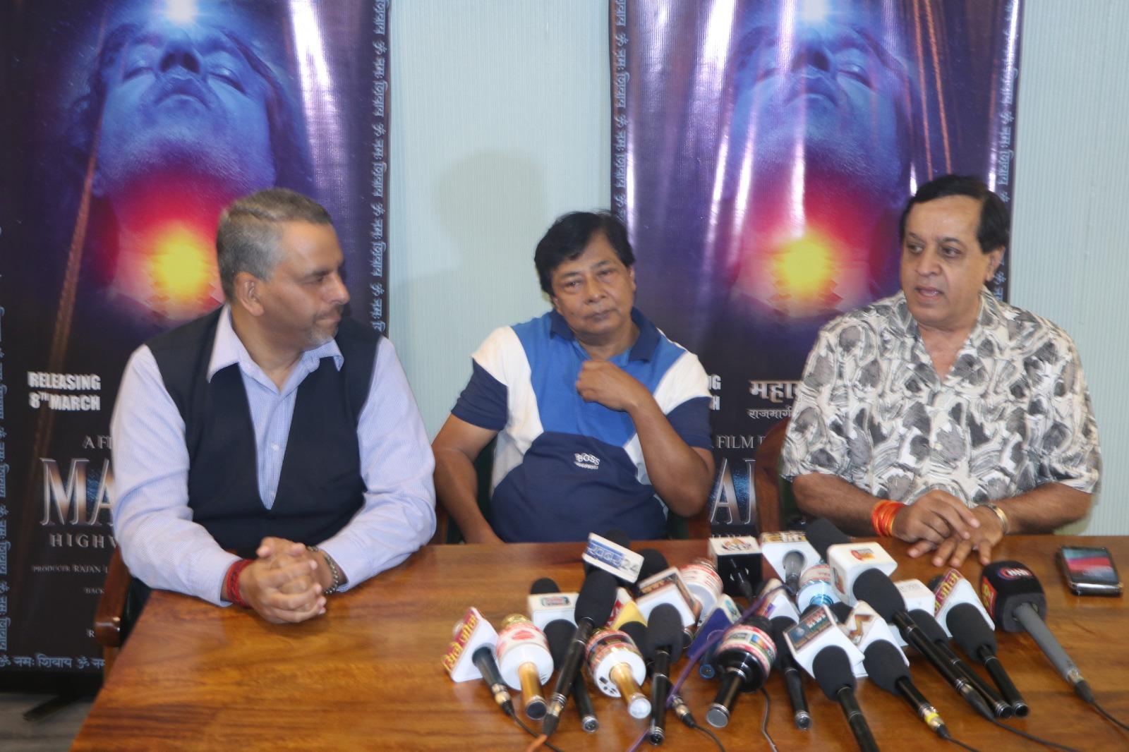 Press Conference held In Mumbai Of Film “MAHAYOGI Highway 1 to Oneness,” A Film By Rajan Luthra All India Distributor Rakesh Sabharwal of Prince movies.