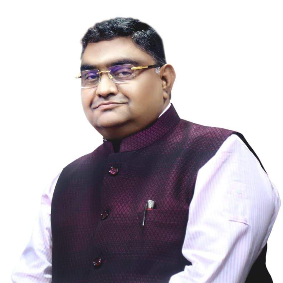 Agra: Dr. Vijay Kishor Bansal Enters World Book of Records for Social Service