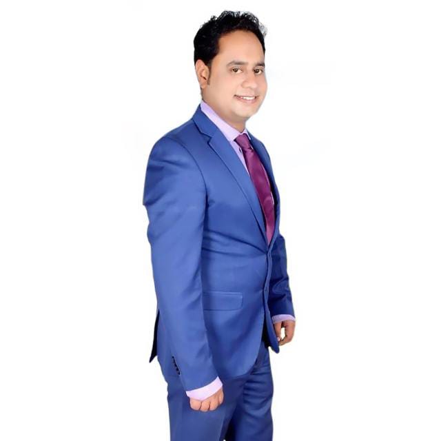 “Innovation in Action: Bangalore Entrepreneur’s AI Robot Set to Revolutionize Healthcare”