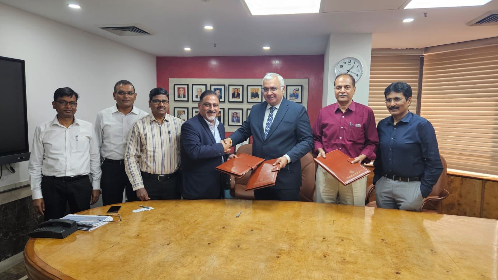 SkillsDA signs MoU with RRU and TCIL