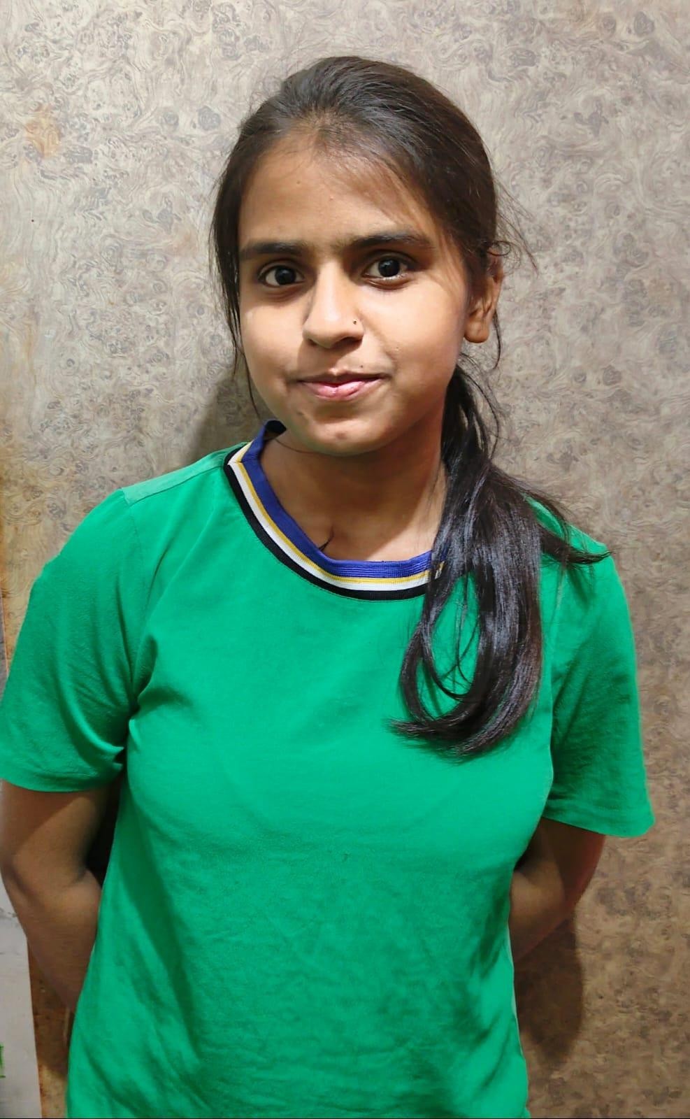 Empowering Dreams: Khushi’s Inspiring Journey with the Yuva Unstoppable Scholarship