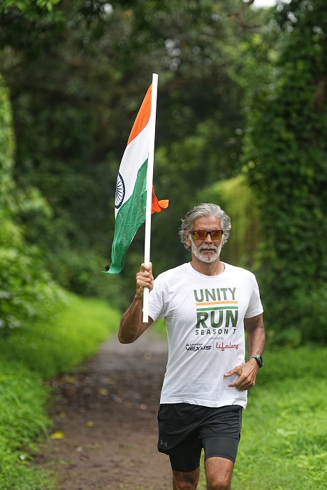 Milind Soman Concludes the 240-Kilometer Unity Run 3.0 at Naigaon – Vasai Virar Fort, Celebrating 78 Years of India’s Independence