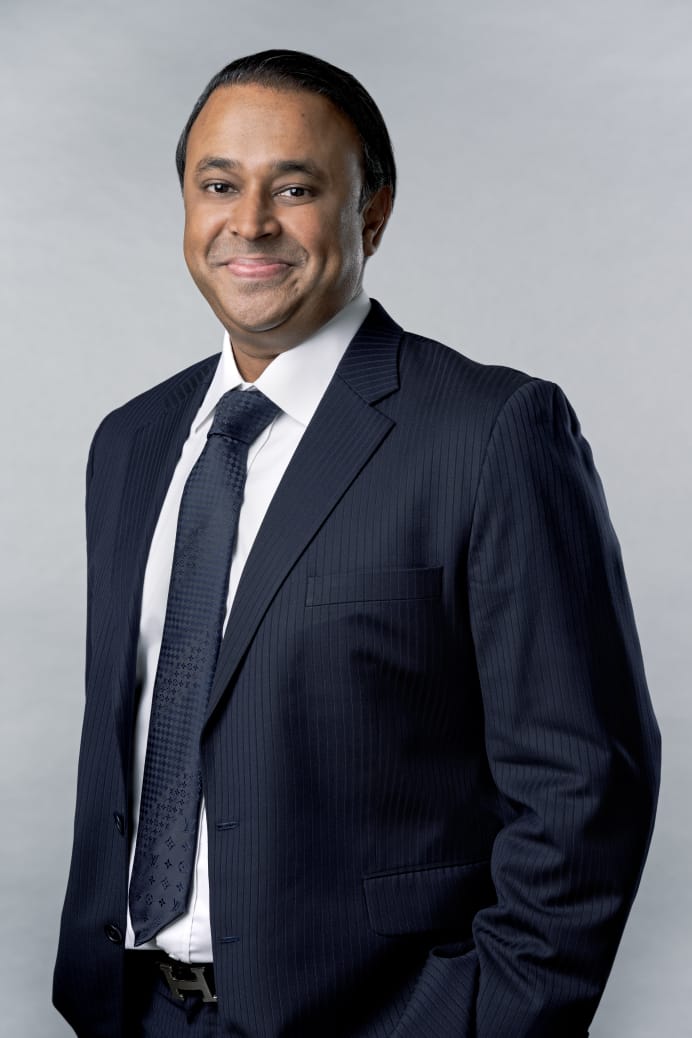 The Rise of DeepTech Startups: How Investors are Increasingly Backing Deep Technology Ventures in AI and Blockchain